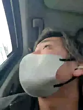 IORio2 – webcam model profile photo Image 2