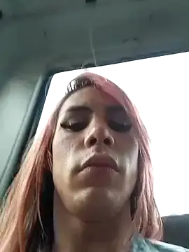 lavetax – webcam model profile photo Image 13