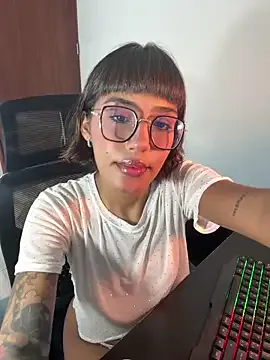 GabbyCollins – webcam model profile photo Image 5