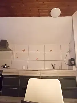 alana15 – webcam model profile photo Image 15