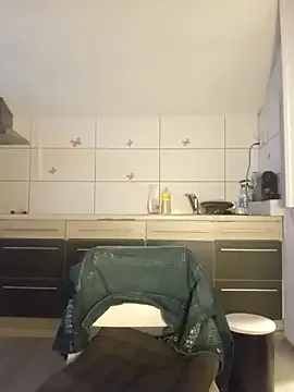 alana15 – webcam model profile photo Image 17