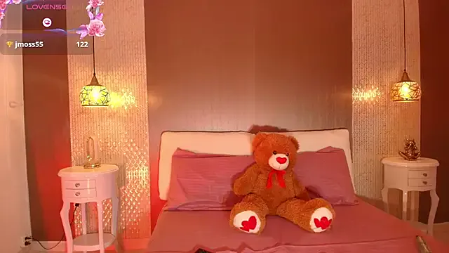 elisonni – webcam model profile photo Image 13