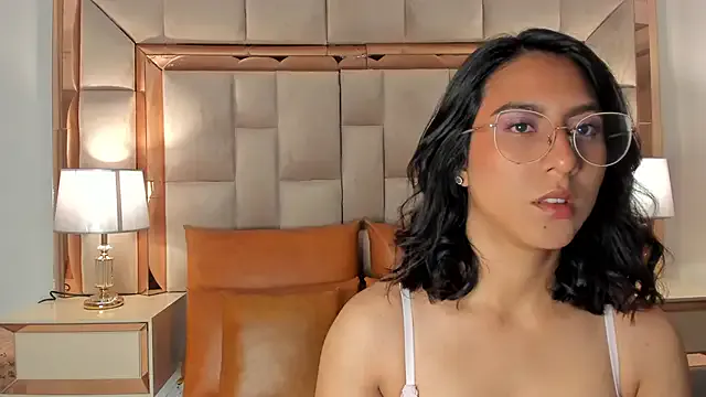 Rinamay_ – webcam model profile photo Image 12