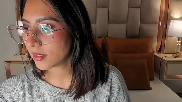 Rinamay_ – webcam model profile photo Image 15