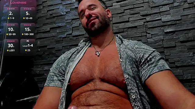 skinnyguywithbigd – webcam model profile photo Image 15