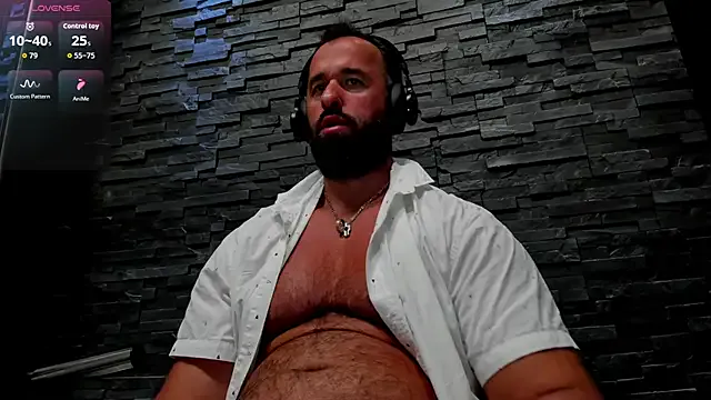 skinnyguywithbigd – webcam model profile photo Image 8