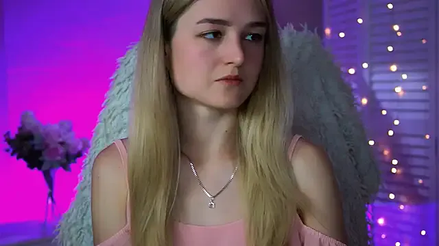 nayecloud – webcam model profile photo Image 16