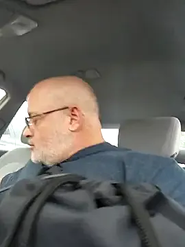 IORio2 – webcam model profile photo Image 17