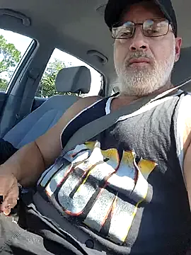 IORio2 – webcam model profile photo Image 18