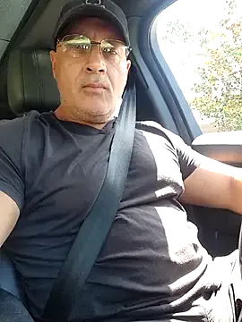 IORio2 – webcam model profile photo Image 5