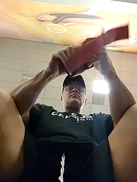 IORio2 – webcam model profile photo Image 9