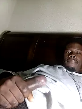 wolfan_sky – webcam model profile photo Image 3