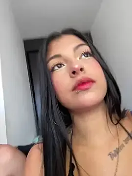 poisonn_girll – webcam model profile photo Image 10