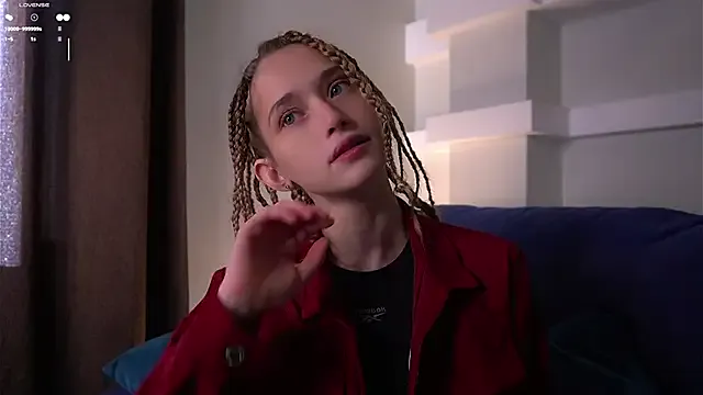 Prueberry – webcam model profile photo Image 17