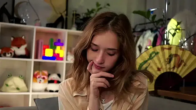 Prueberry – webcam model profile photo Image 6