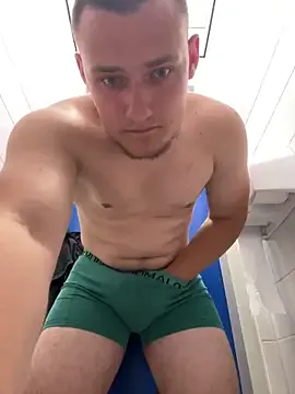 Allla – webcam model profile photo Image 10