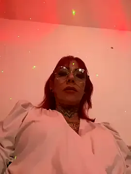 sigmasian – webcam model profile photo Image 2