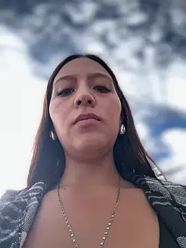 lucretiaburnaugh – webcam model profile photo Image 6