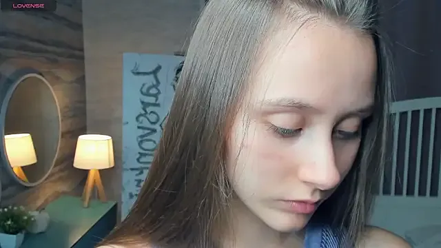 Rinamay_ – webcam model profile photo Image 7