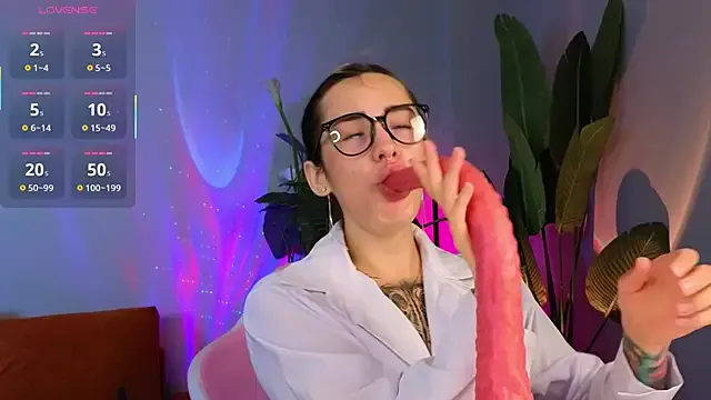 erica_nelson – webcam model profile photo Image 6