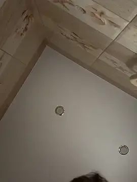 ladylorreign – webcam model profile photo Image 10