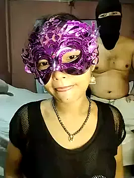 millemimi – webcam model profile photo Image 9