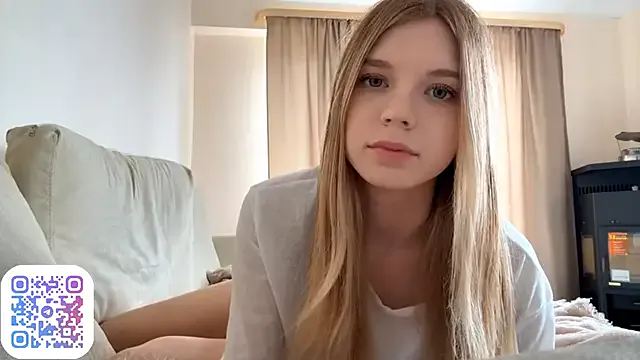 flor_deluna – webcam model profile photo Image 7