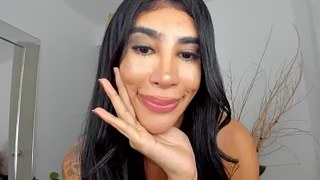 iam_eli – webcam model profile photo Image 3