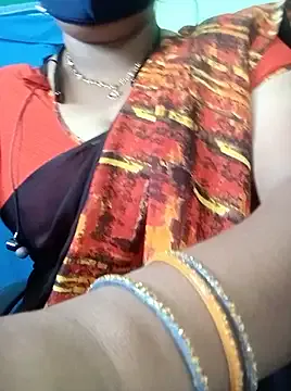 Prueberry – webcam model profile photo Image 3