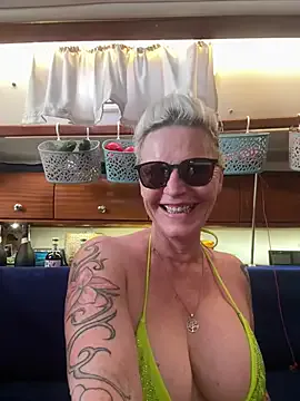 German_Milf Image 12
