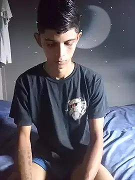 max_russell – webcam model profile photo Image 15