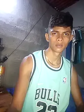 max_russell – webcam model profile photo Image 7