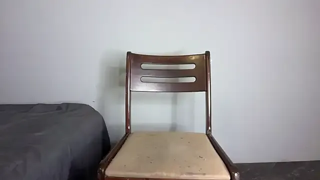 raisawetsx – webcam model profile photo Image 4