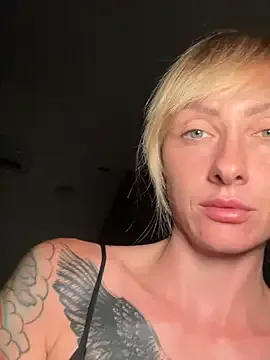 _favorite_ – webcam model profile photo Image 15