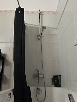 _favorite_ – webcam model profile photo Image 5