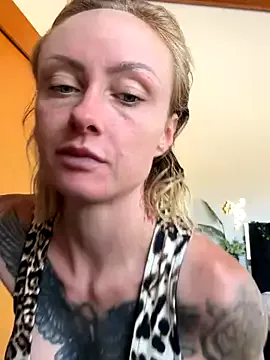 _favorite_ – webcam model profile photo Image 7