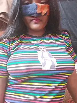 lilith_black_1 – webcam model profile photo Image 4