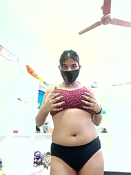 PinkyPai – webcam model profile photo Image 17