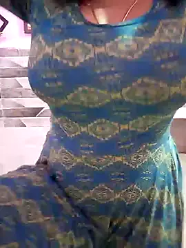 hina_porn – webcam model profile photo Image 11