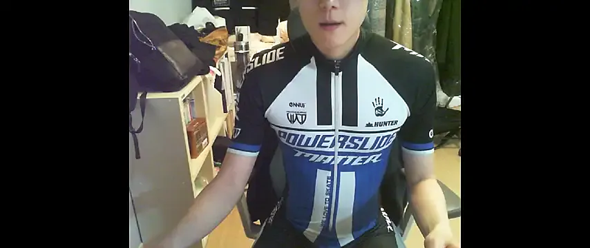 faplex – webcam model profile photo Image 4