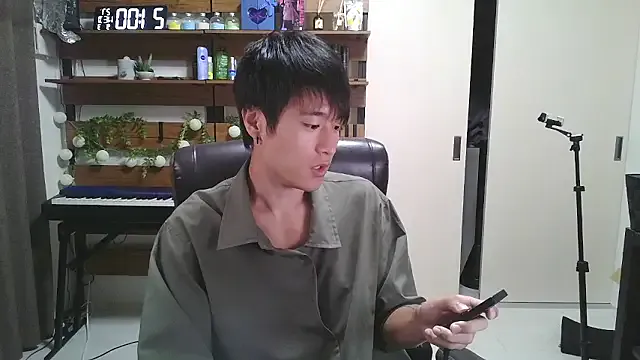 aki_2727 – webcam model profile photo Image 11