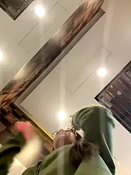 bigjuicy_67 – webcam model profile photo Image 16