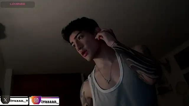 leobf – webcam model profile photo Image 19