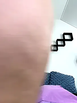 Rinamay_ – webcam model profile photo Image 5