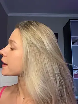 -Miray- – webcam model profile photo Image 6