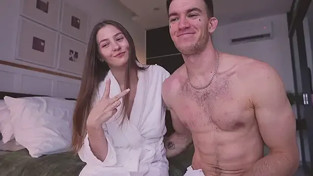 lucretiaburnaugh – webcam model profile photo Image 17