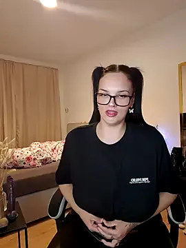 SimoneMoore – webcam model profile photo Image 12