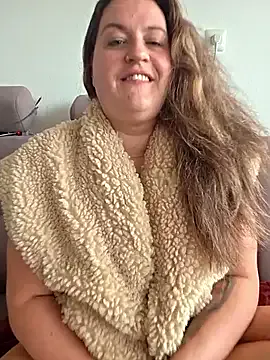 hina_porn – webcam model profile photo Image 12