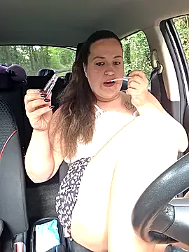 hina_porn – webcam model profile photo Image 14