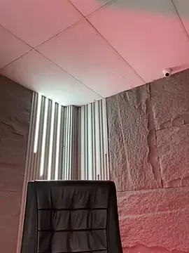 miyabe – webcam model profile photo Image 12